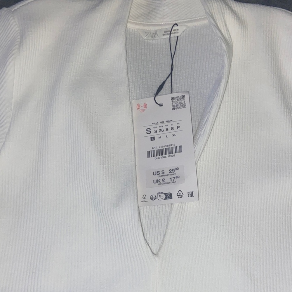 Zara Ribbed White V-Neck Top - Picture 2 of 6